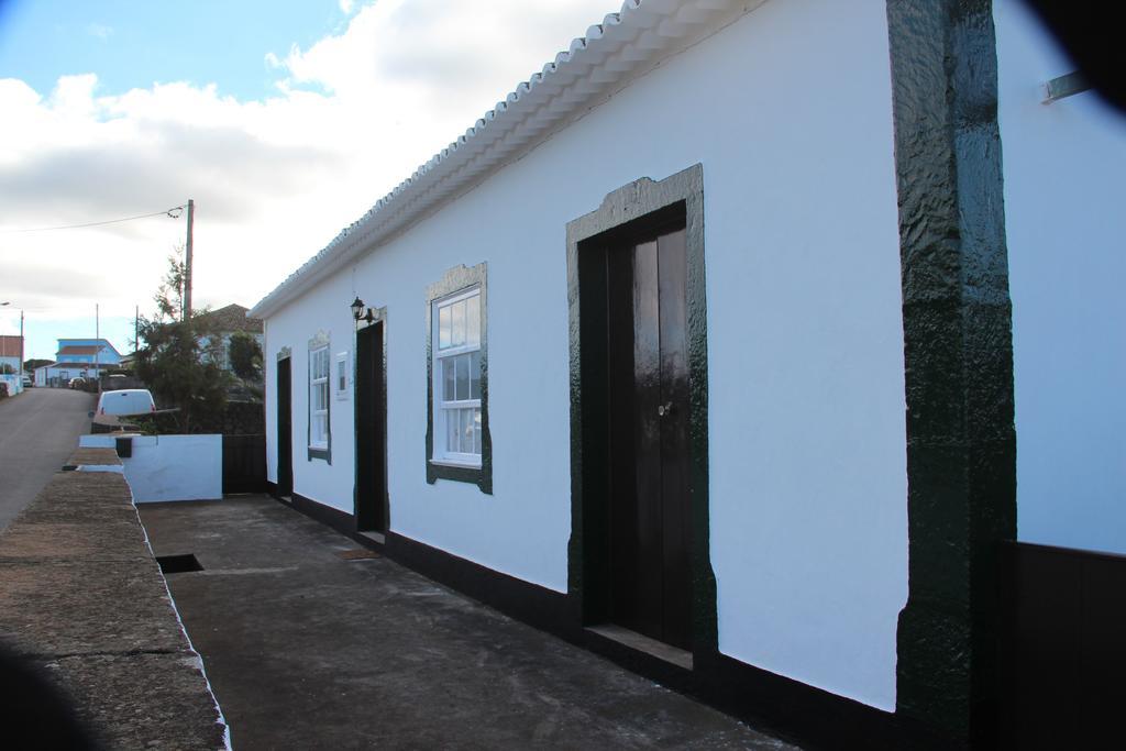 Casa Do Sr. Alberto Villa Praia da Vitória Esterno foto