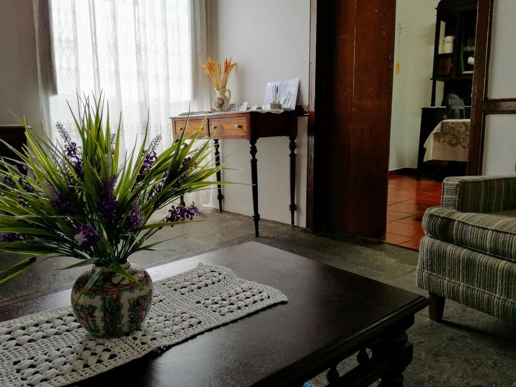 Casa Do Sr. Alberto Villa Praia da Vitória Esterno foto